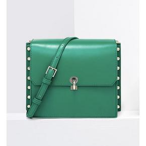 1日0点、61预告：CHARLES＆KEITH CK2-80270098 女士单肩小方包 205.54元