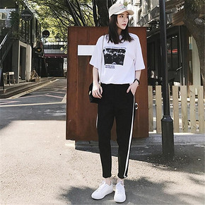 2021夏季新款时尚运动女短袖