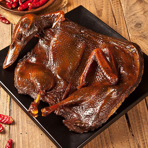 湖南长沙正宗手撕锁鲜酱板鸭320g